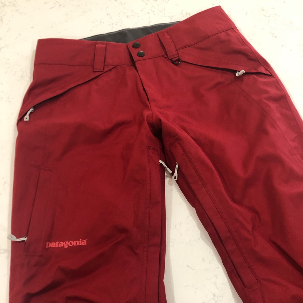 LIKE NEW Patagonia Women’s Snow Pants